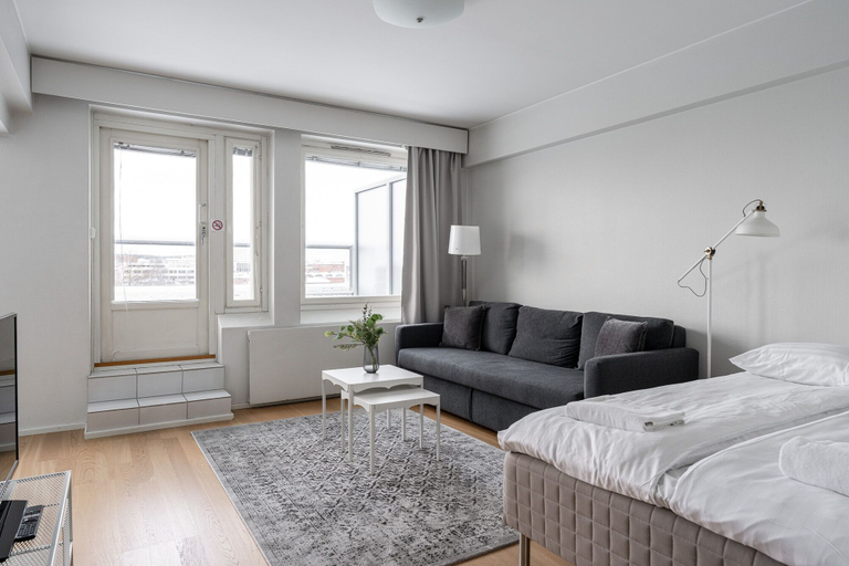 Bedroom 2, 1BR with Sauna, Rooftop Terrace & Amazing Views, Pirkanmaa