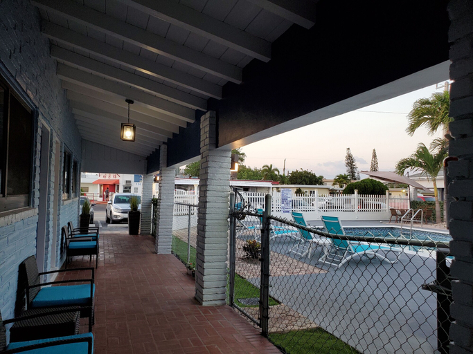 Others 5, Hollywood Gardens Inn & Suites, Broward