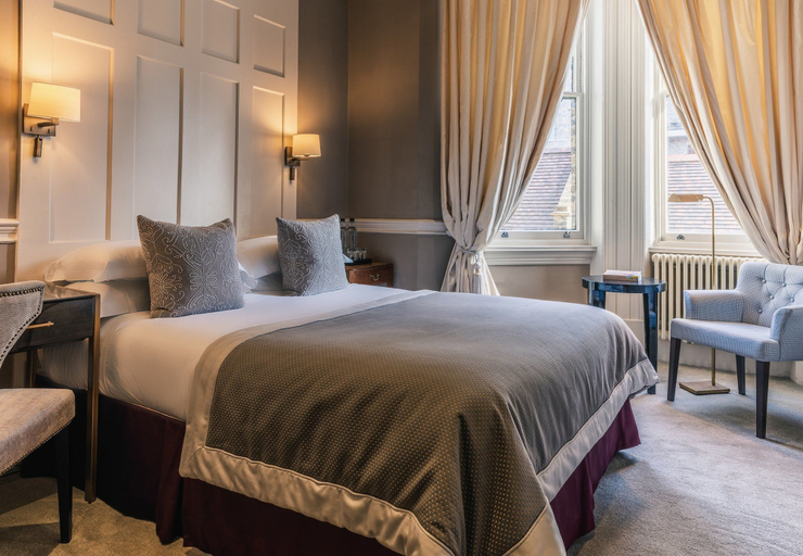 Bedroom 2, 11 Cadogan Gardens and The Apartments, London