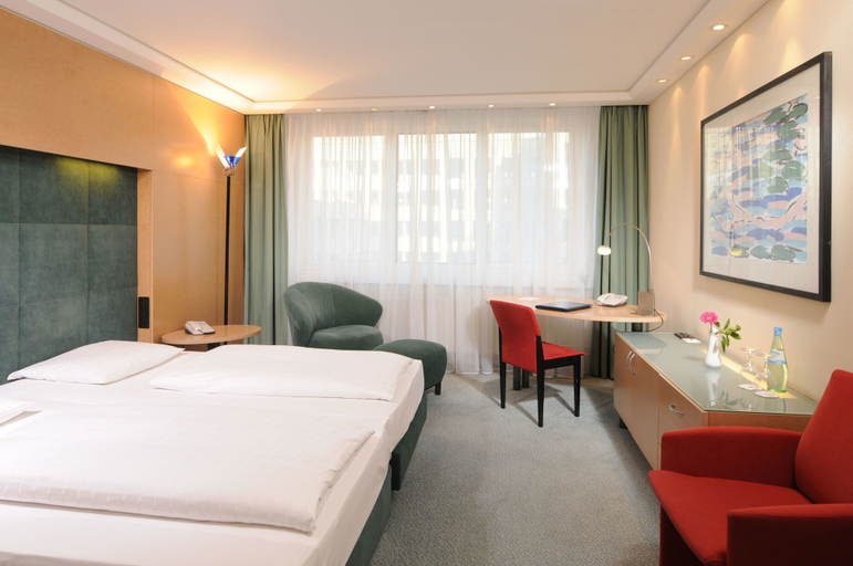 Bedroom 5, Maritim proArte Hotel Berlin, Berlin