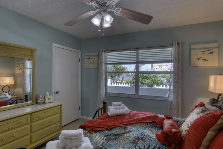 Bedroom 2, BeachTrail Lodging, Pinellas