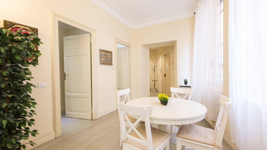 Others 5, Rental in Rome Augustus Terrace Deluxe, Roma