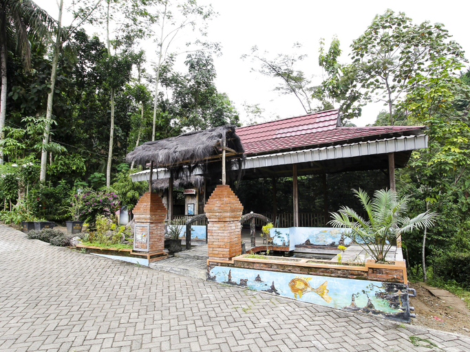 Exterior & Views 2, Hotel O Desa Wisata Tebing Lingga, Trenggalek