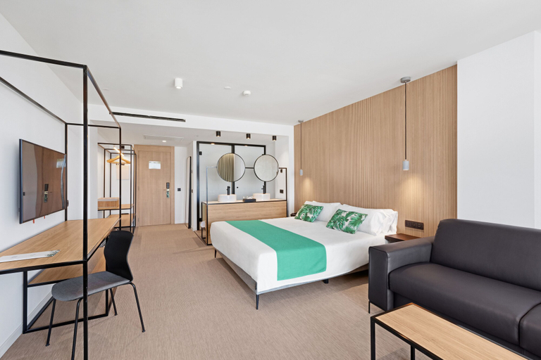 Bedroom 4, Paradiso Garden Hotel, Baleares
