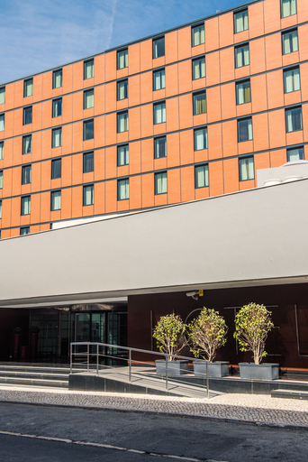Exterior & Views 2, Vila Gale Opera Hotel, Lisbon