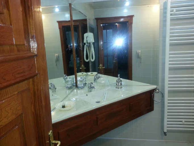 Bathroom 4, Predeal Comfort Suites, Predeal