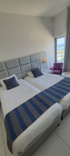 Bedroom 4, Silver Sands Beach Hotel