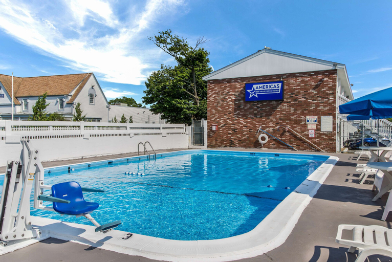 Americas Best Value Inn & Suites Hyannis Cape Cod, Barnstable