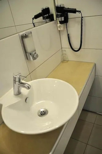 Bathroom 5, Ronneby Cityhotell, Ronneby