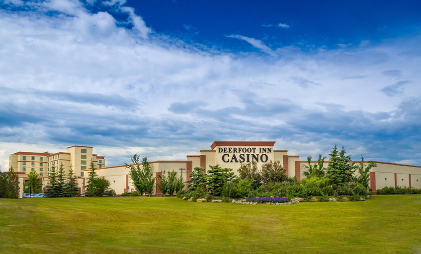 Exterior & Views 2, Deerfoot Inn & Casino, Division No. 6