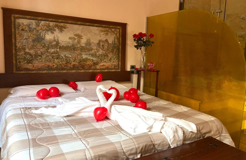 Bedroom 3, Vogue Hotel, Arezzo