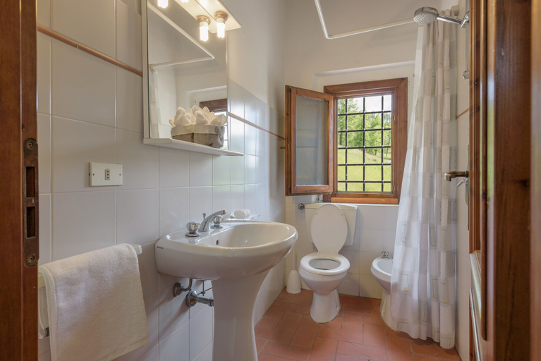 Bathroom 4, Agriturismo Casa Passerini a Firenze, Florence
