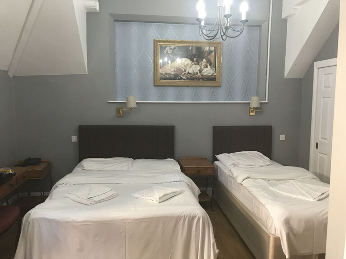 Bedroom 4, Hylands Hotel, Coventry