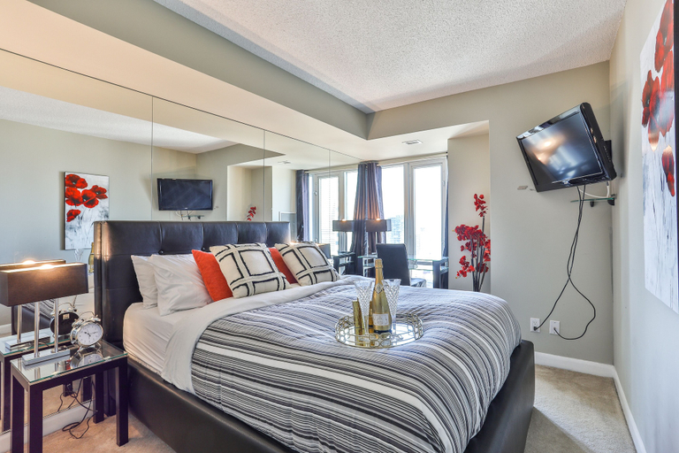 Bedroom 4, Downtown Studio in Dundas Square, Toronto