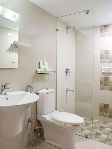 Bathroom 4, Abad Copper Castle, Idukki