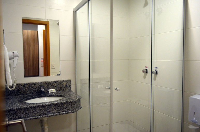 Bathroom 4, Mar de Canasvieiras Hotel & Eventos, Florianopolis