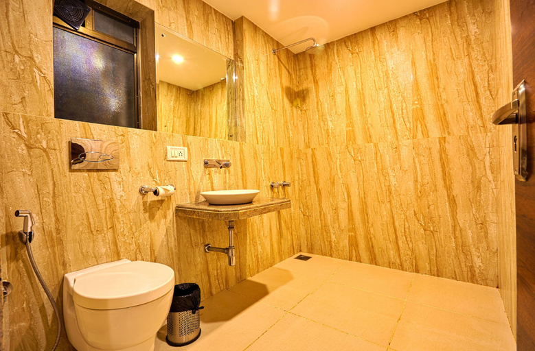 Bathroom 5, Sunkissed Premium Goa, North Goa