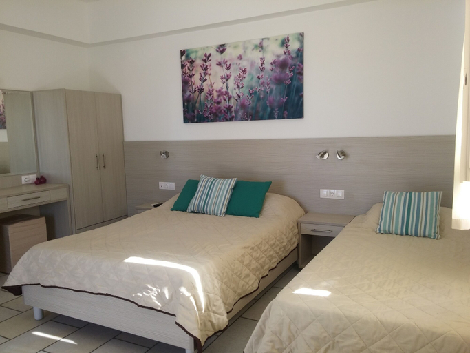 Bedroom 4, Brothers Hotel, South Aegean