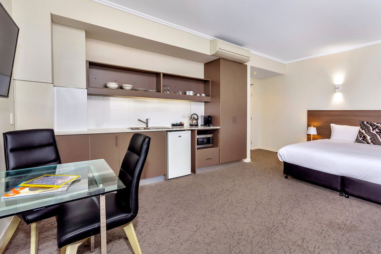Bedroom 2, New Haus Managed by Hougoumont, Fremantle