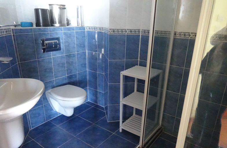 Bathroom 4, Hotel Evridika, Nesebar