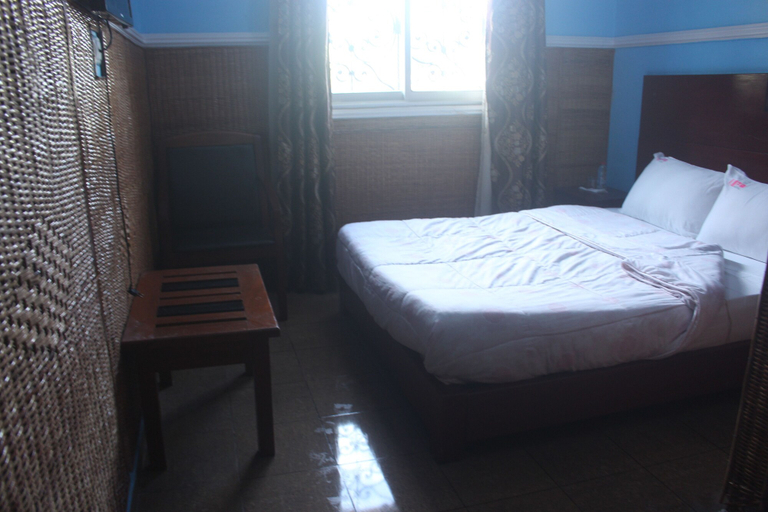 Bedroom 2, Liza Hôtel, Mfoundi