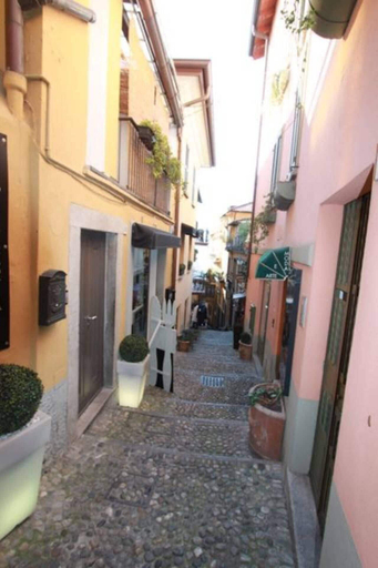 Exterior & Views 2, Captivating 4 -bed Apartment in Bellagio Historic, Como