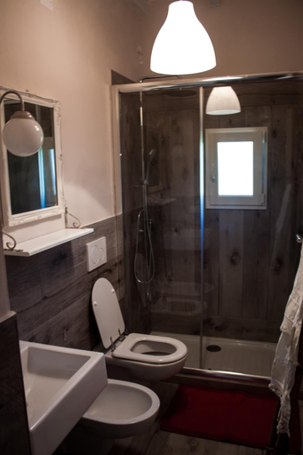 Bathroom 3, Mulino Della Rivolta, Livorno