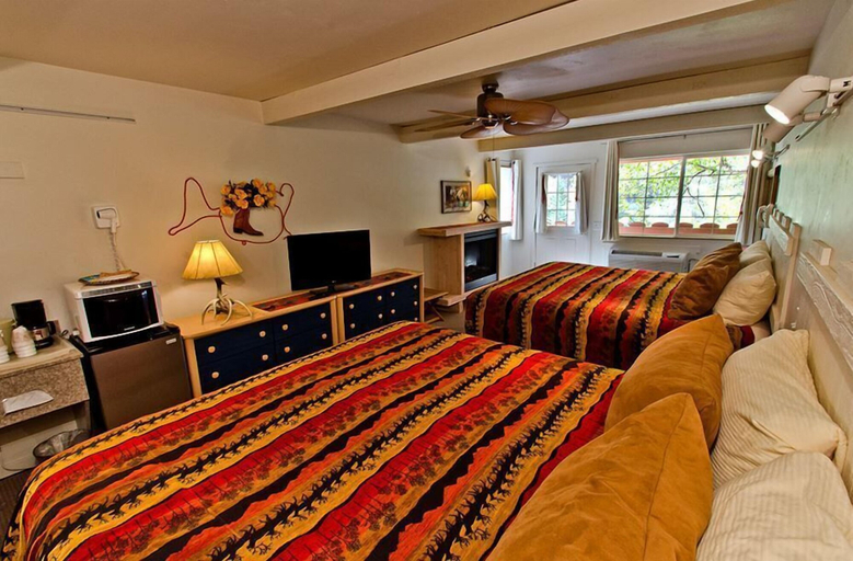 Bedroom 2, Hot Springs Inn, Ouray