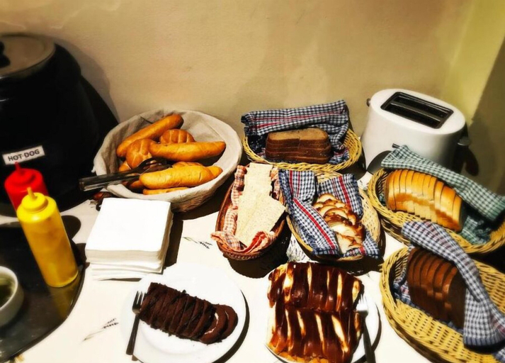 Food & Drinks 5, Aparthotel Susa, Praha 2