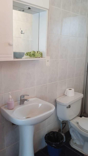 Bathroom 3, Hare Vaikapua, ísla de Pascua