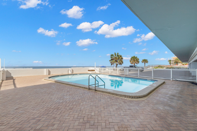 Sport & Beauty 4, Harbor House 37, Pinellas
