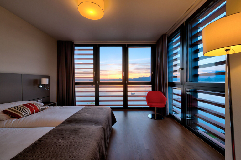 Bedroom 18