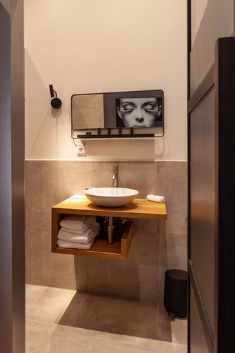 Bathroom 4, Hotel Julien, 's-Hertogenbosch
