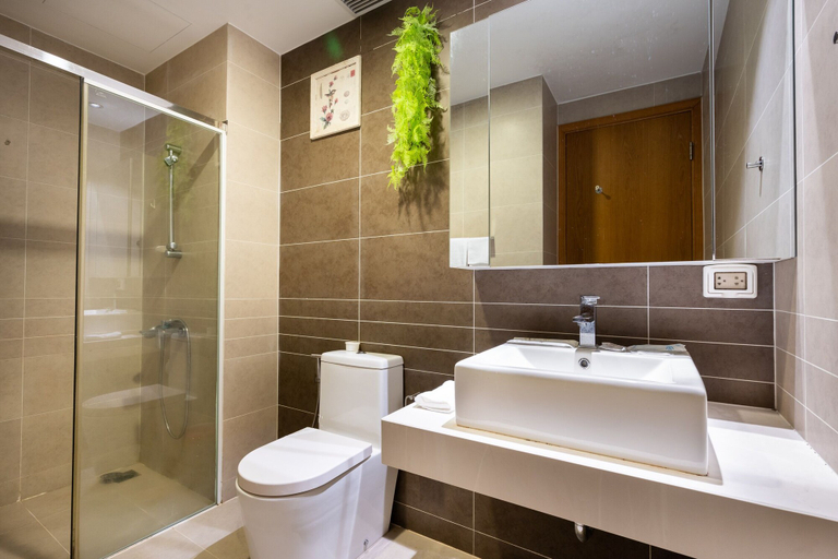 Bathroom 4, Sunrise City Central By Dhome, District 7