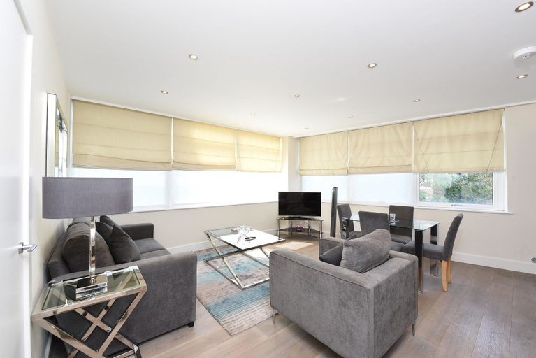 Others 5, The Glasshouse Apartments, London