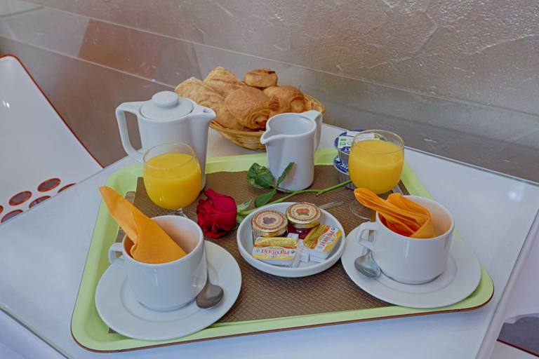 Food & Drinks 5, Hotel Le Hameau de Passy, Paris