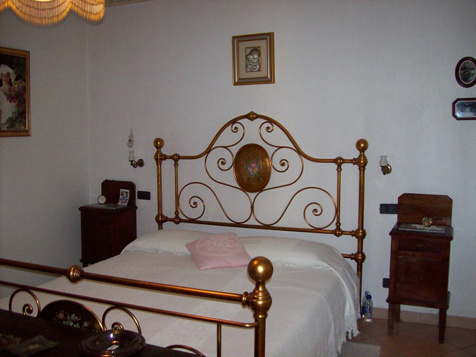 Bedroom 4, Villa Lory Albinia, Grosseto
