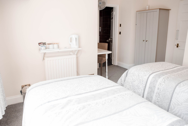Bedroom 2, Andel Lodge, Cambridgeshire