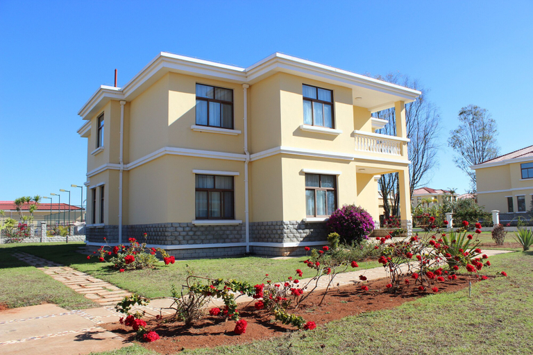 Exterior & Views 2, Madagascar Golden Peacock Hotel, Analamanga