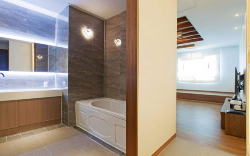 Bathroom 4, The Stay, Yeosu