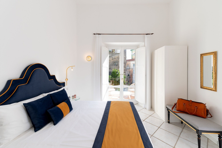 Bedroom 2, Amalfi Resort, Salerno