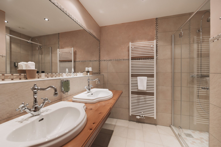 Bathroom 4, Wellness - Aparthotel Panorama Alpin, Imst