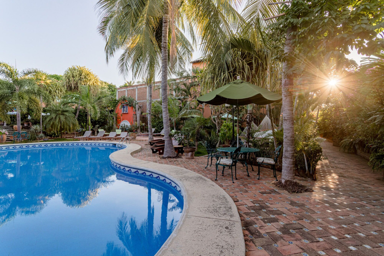 Sport & Beauty 3, SUITES LA HACIENDA, Dist. Pochutla