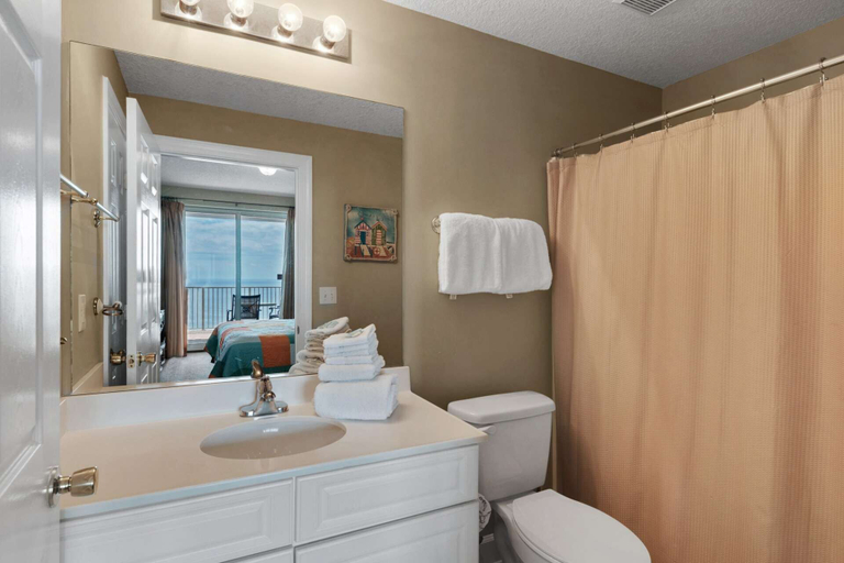 Bathroom 4, Ocean Ritz 1803, Bay