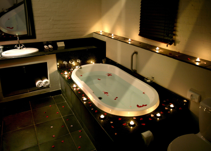Bathroom 4, Fordoun Hotel & Spa, Umgungundlovu