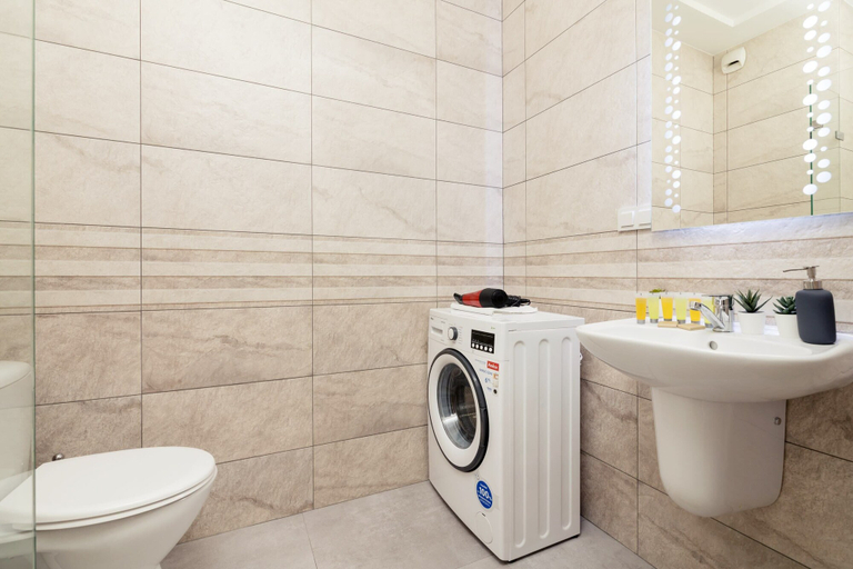 Bathroom 3, Business Mokotow Park 215 Apartment, Warsaw