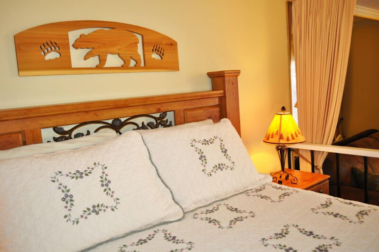Bedroom 2, The Americana Village, El Dorado