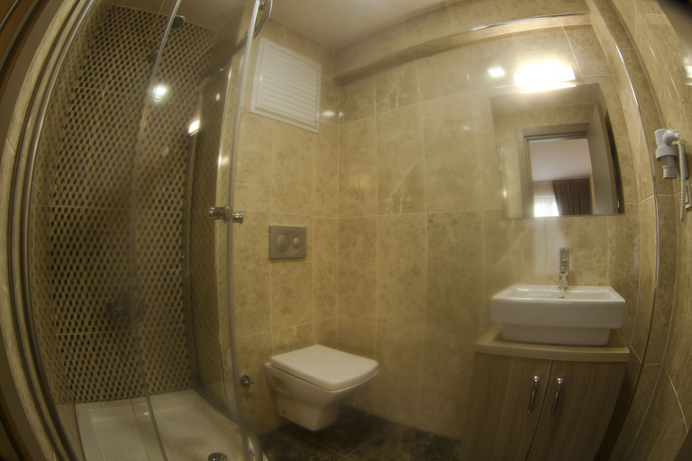 Bathroom 5, Hotel Ottoman Luxury, Fatih