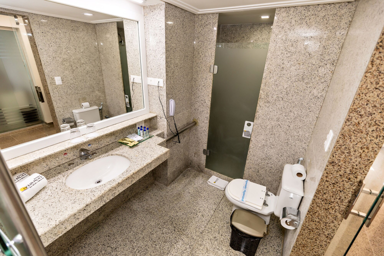 Bathroom 5, Ocean Palace All Inclusive Premium, Natal
