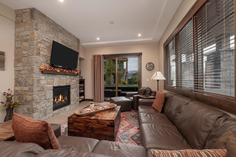 Others 5, Elk Creek Condos B103 by Stay Winter Park, Grand
